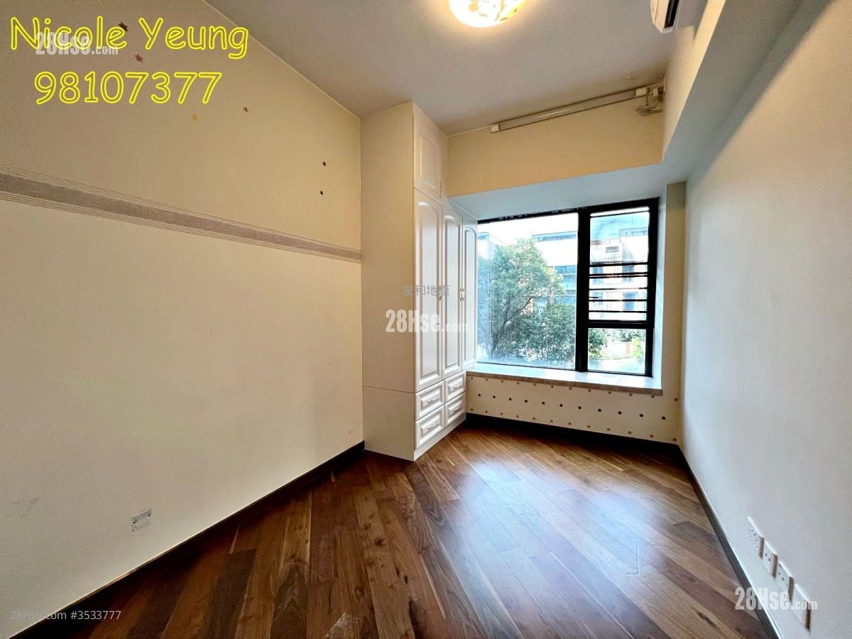 Parc Inverness Rental 3 Bedrooms , 2 Bathrooms 1,052 ft²