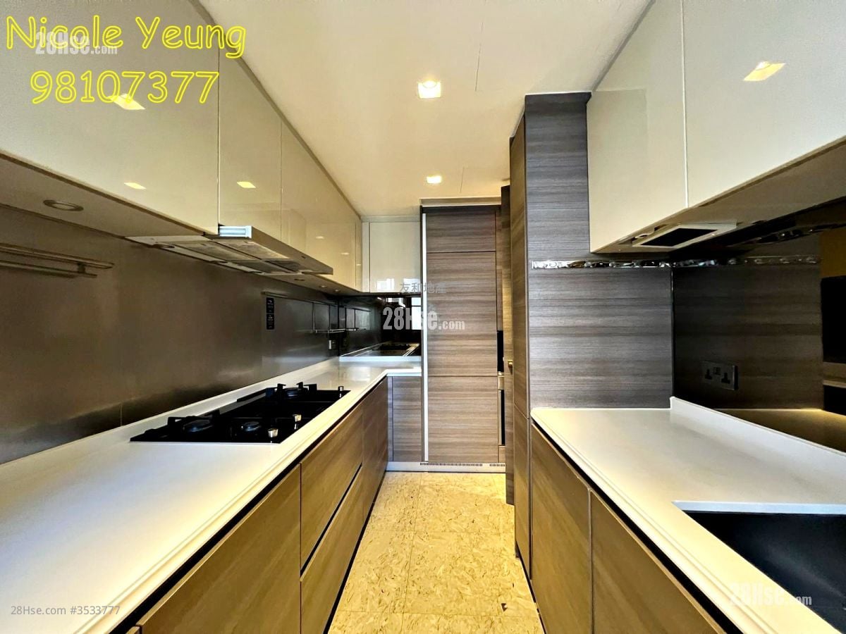 Parc Inverness Rental 3 Bedrooms , 2 Bathrooms 1,052 ft²