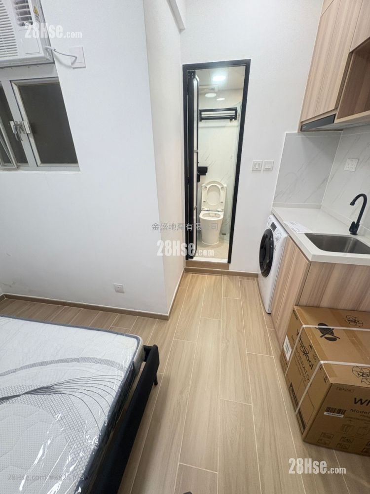 单幢楼房 租盘 1 浴室 120 平方尺