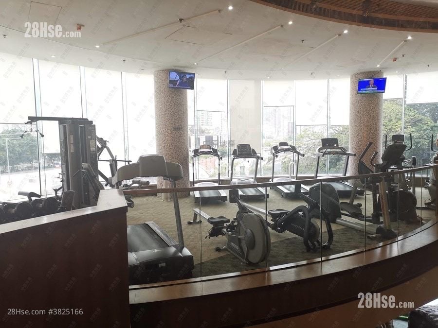 Sky Tower Sell 2 Bedrooms 452 ft²