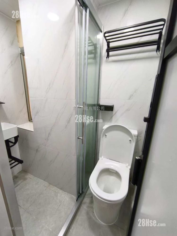 Chinese Mansion Rental 2 Bedrooms , 1 Bathroom 200 ft²