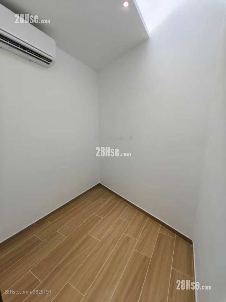 Chinese Mansion Rental 2 Bedrooms , 1 Bathroom 200 ft²