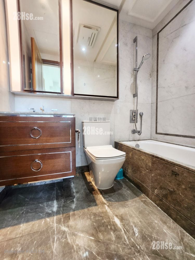 One Homantin Rental 1 Bedroom , 1 Bathroom 405 ft²