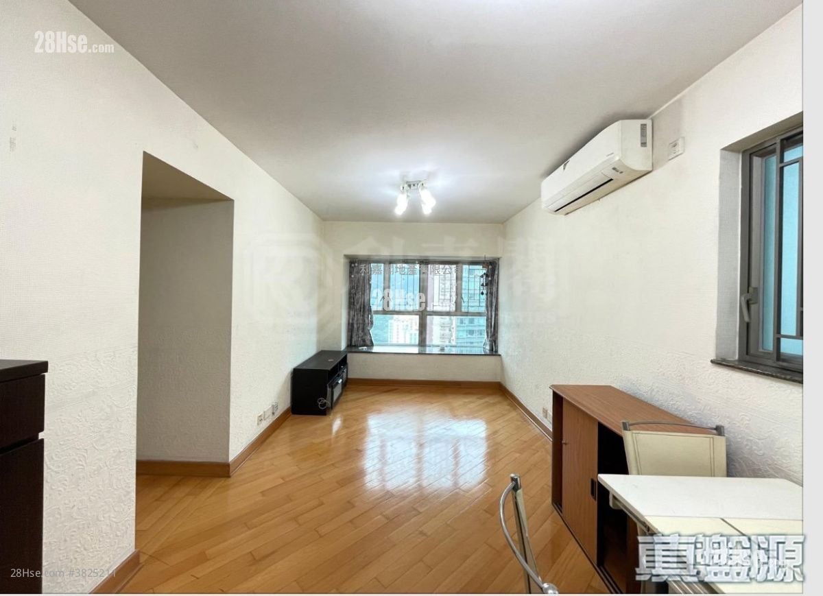 Park Central Sell 3 Bedrooms 677 ft²