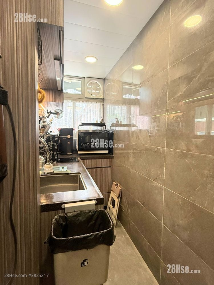 金发大厦 售盘 2 房 , 1 浴室 350 平方尺