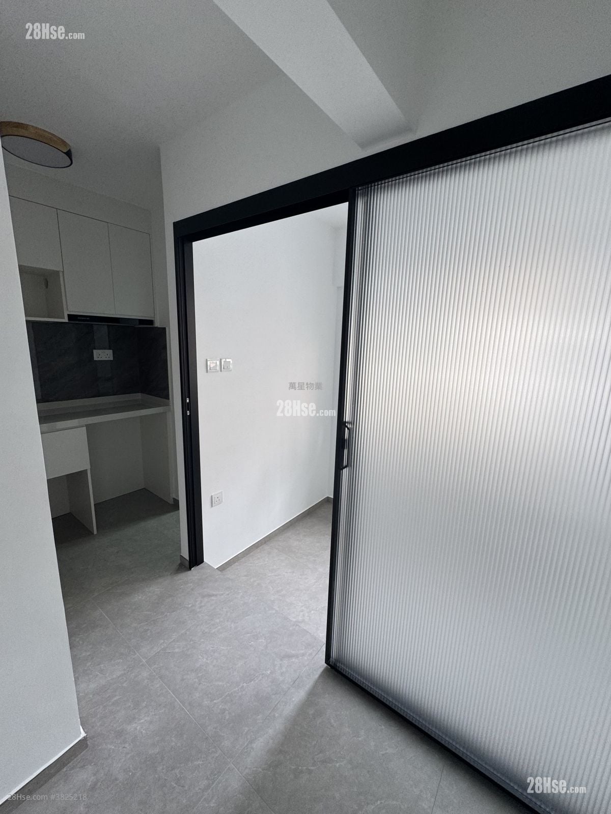 康強洋樓 租盤 150 平方呎