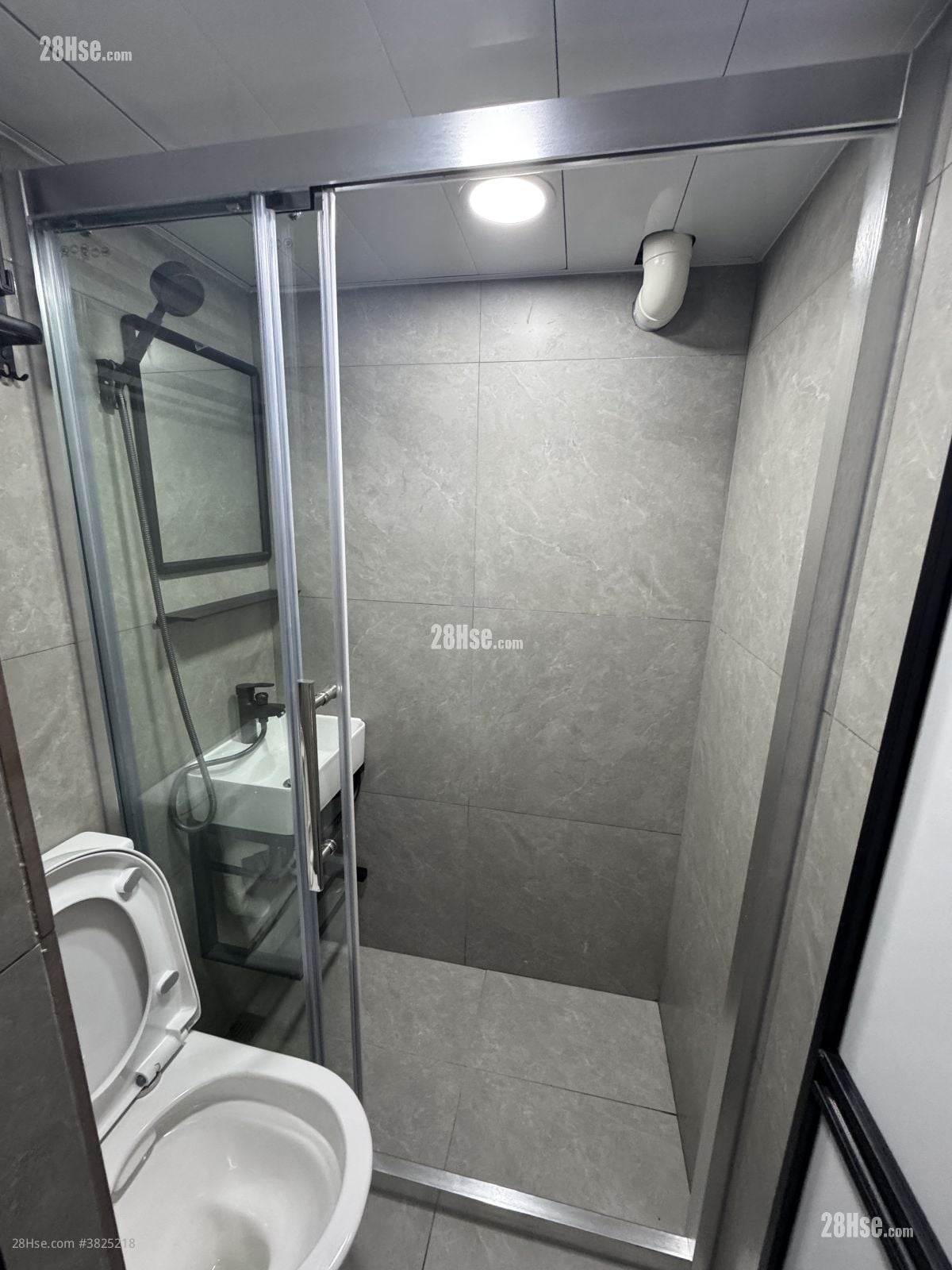 康強洋樓 租盤 150 平方呎