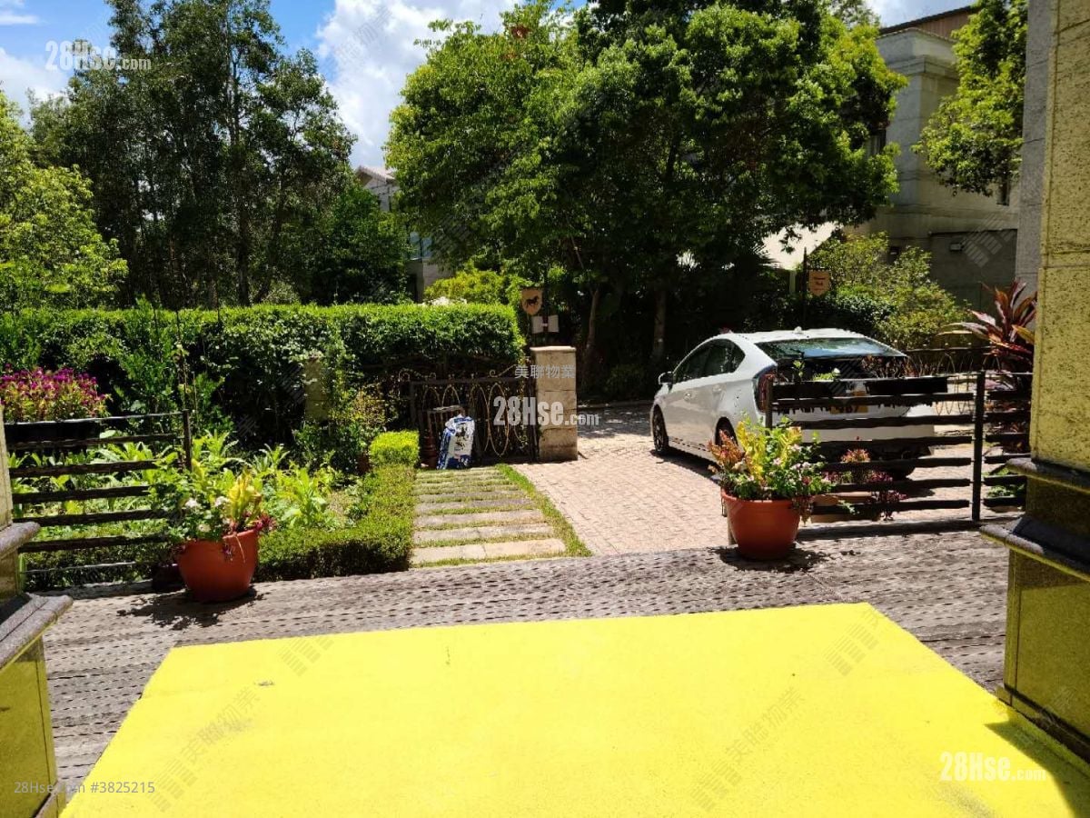 The Royal Oaks Sell 5+ Bedrooms , 5+ Bathrooms 5,529 ft²