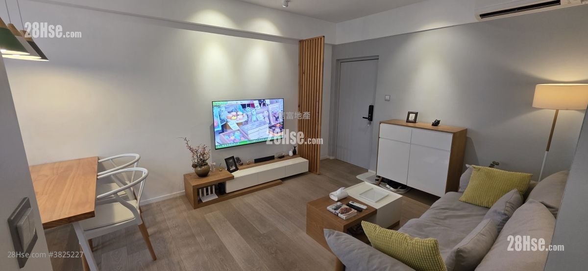 单幢楼房 售盘 2 房 , 1 浴室 440 平方尺