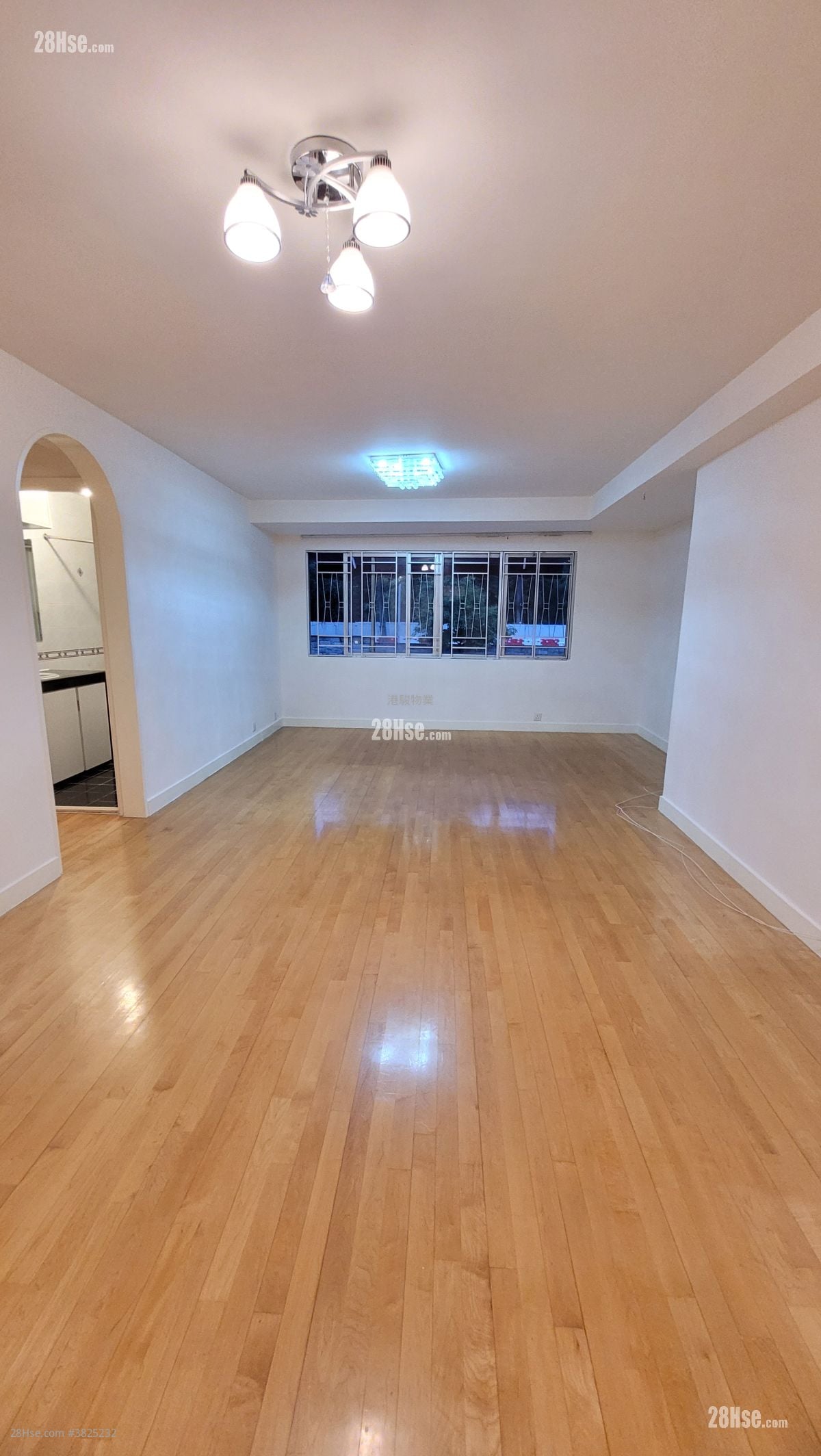 贤文别墅 租盘 3 房 , 1 浴室 677 平方尺