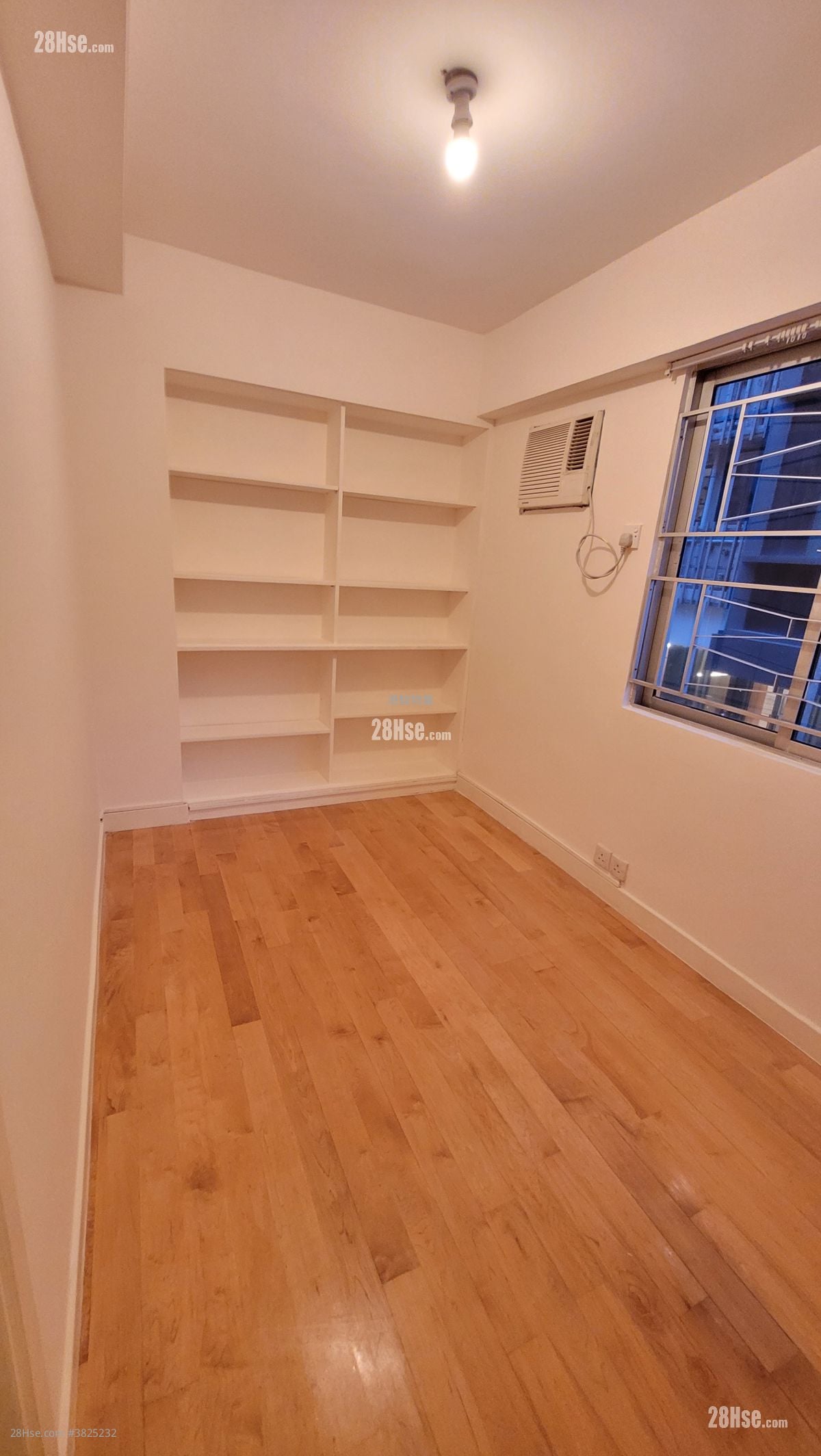 贤文别墅 租盘 3 房 , 1 浴室 677 平方尺