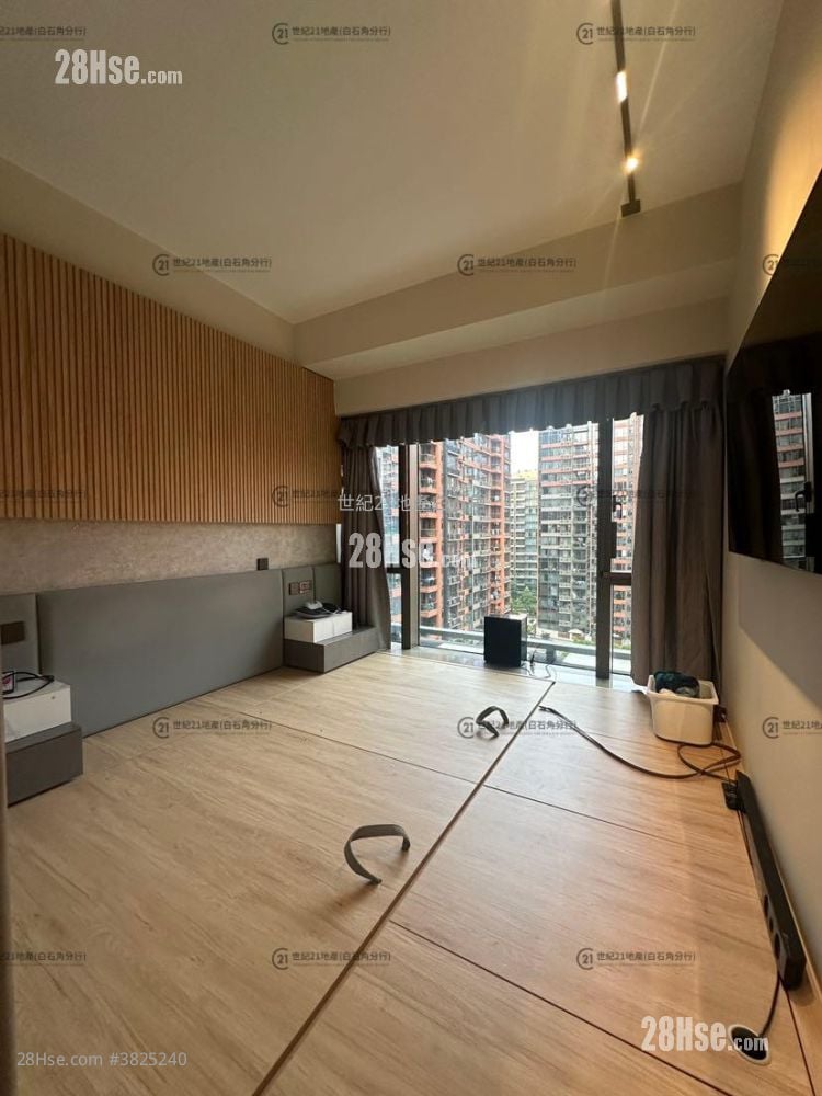 Centra Horizon Rental 3 Bedrooms , 2 Bathrooms 987 ft²