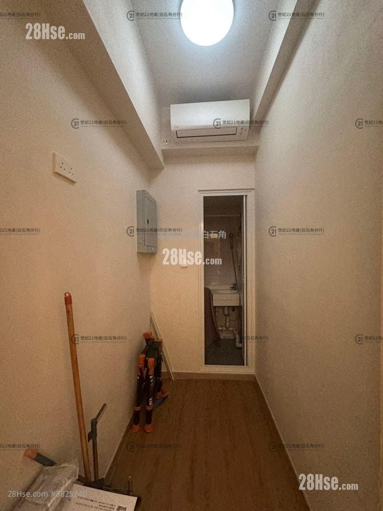 Centra Horizon Rental 3 Bedrooms , 2 Bathrooms 987 ft²