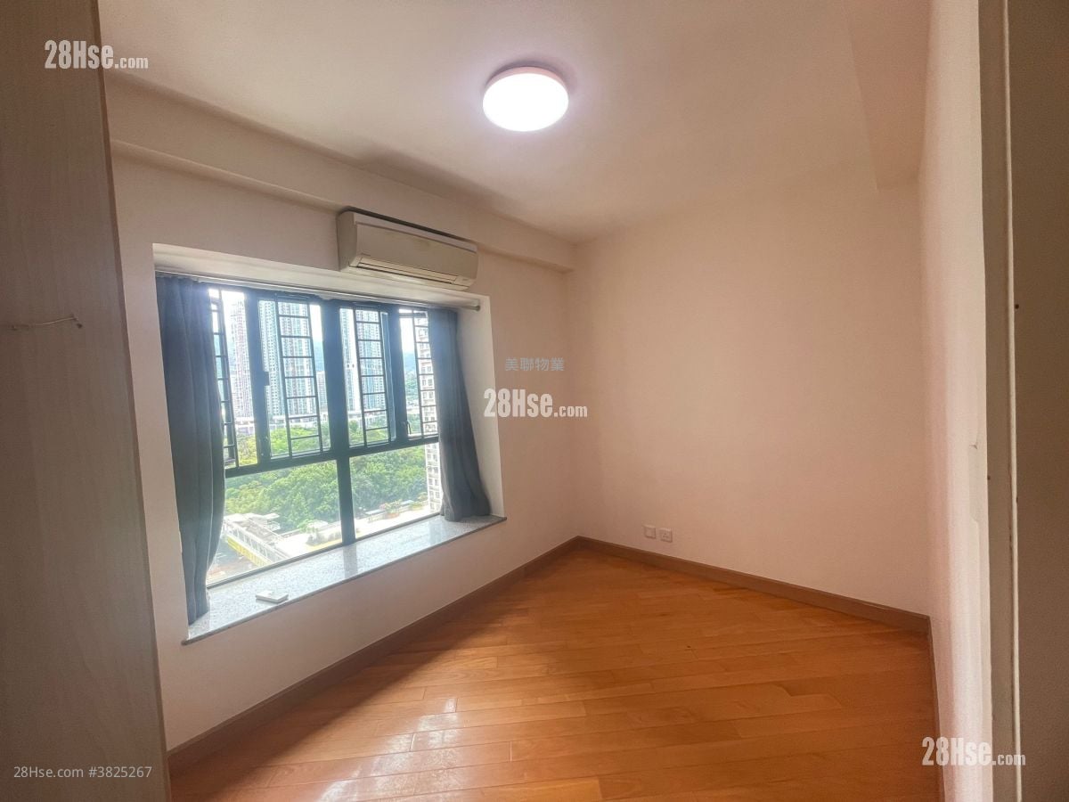 New Town Plaza Rental 583 ft²