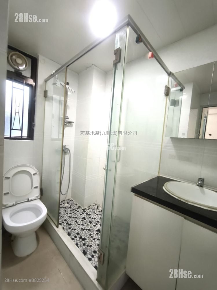 Apartment Rental 2 Bedrooms , 1 Bathroom 312 ft²