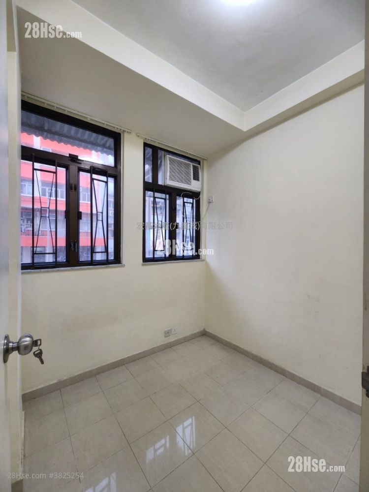 Apartment Rental 2 Bedrooms , 1 Bathroom 312 ft²