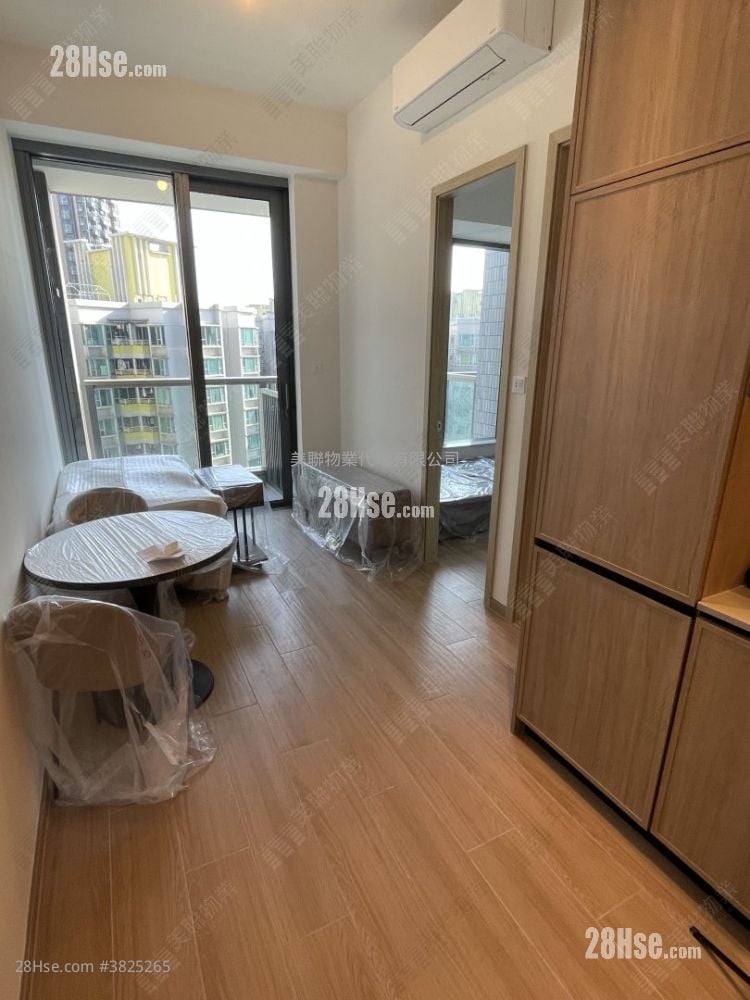 廳: 朗天峰 售盤 1 房 , 1 浴室 286 平方呎