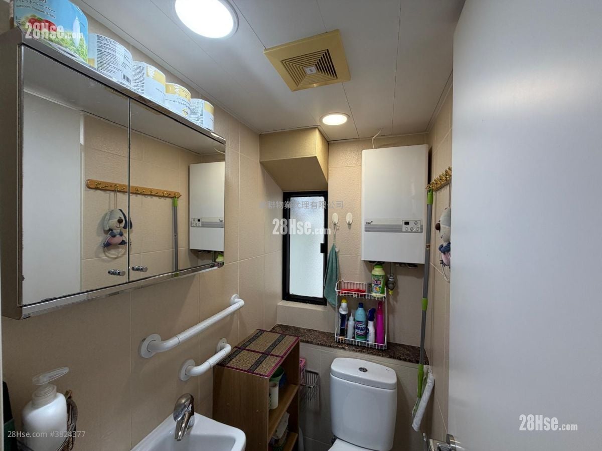 康怡花園 售盤 3 房 , 2 浴室 623 平方呎