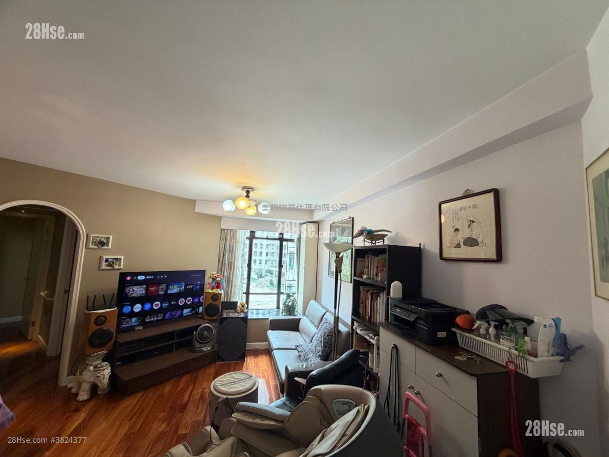 康怡花園 售盤 3 房 , 2 浴室 623 平方呎