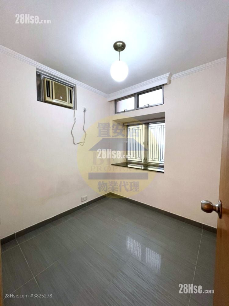 新屯门中心 租盘 2 房 , 1 浴室 455 平方尺