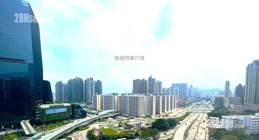 The Latitude Sell 4 Bedrooms , 3 Bathrooms 1,333 ft²