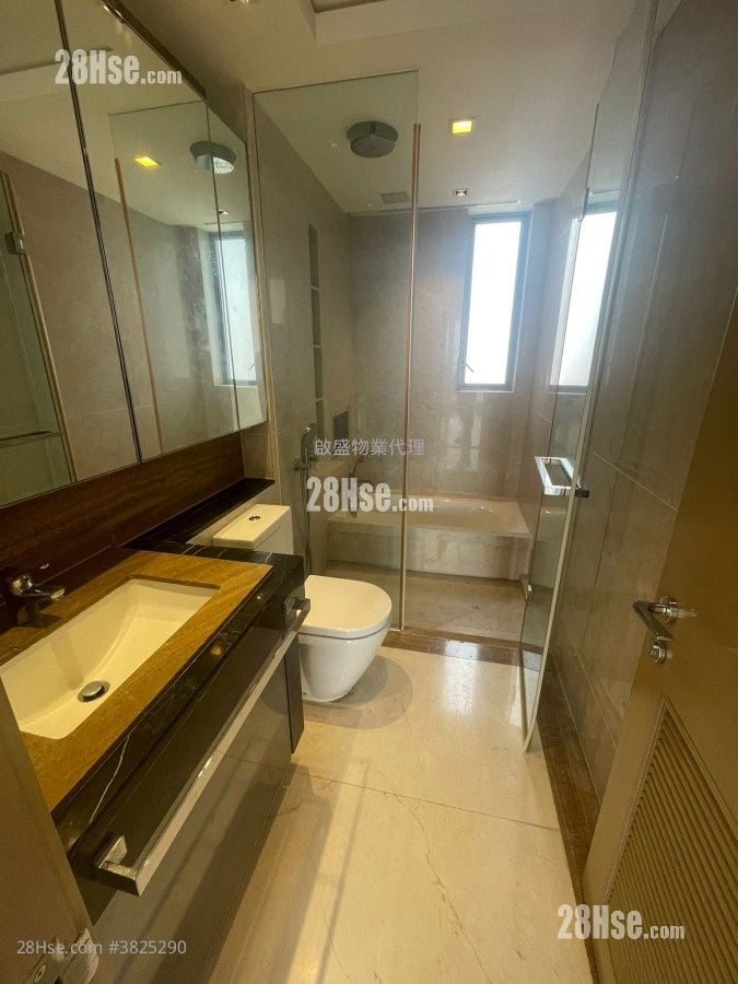 The Latitude Sell 4 Bedrooms , 3 Bathrooms 1,333 ft²