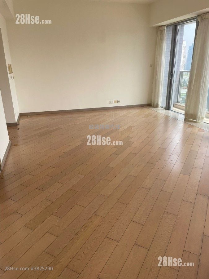 The Latitude Sell 4 Bedrooms , 3 Bathrooms 1,333 ft²