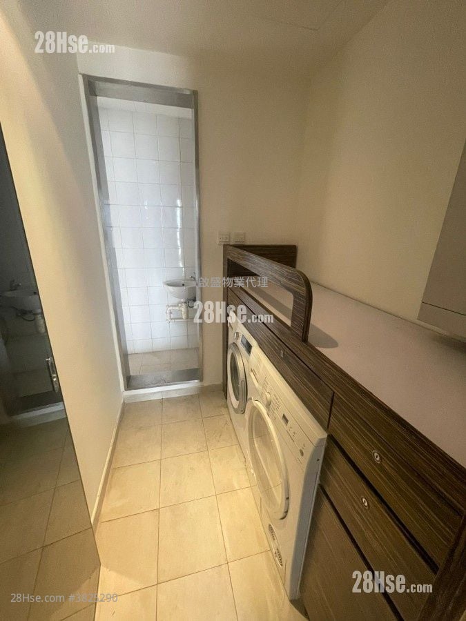 The Latitude Sell 4 Bedrooms , 3 Bathrooms 1,333 ft²