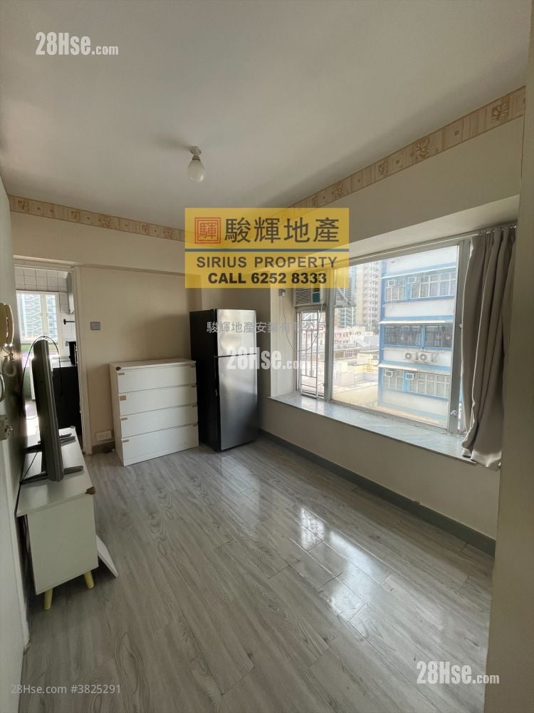 Wah On Court Rental 305 ft²