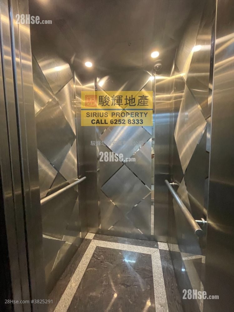 Wah On Court Rental 305 ft²