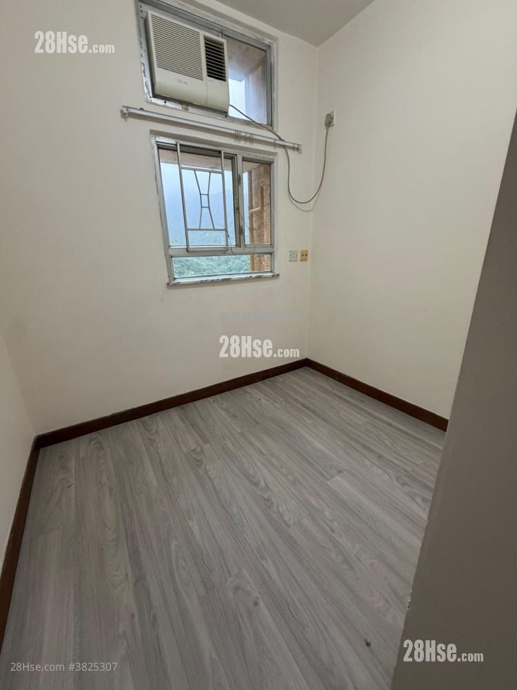 Hong Lam Court Rental 3 Bedrooms , 1 Bathroom 554 ft²