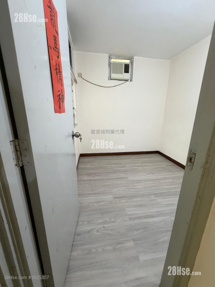 Hong Lam Court Rental 3 Bedrooms , 1 Bathroom 554 ft²