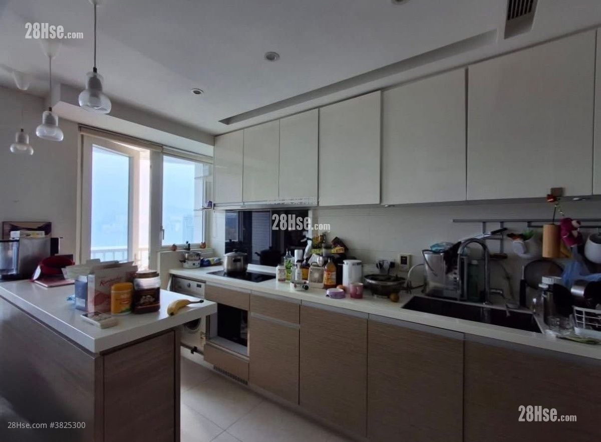 Bayview Sell 3 Bedrooms , 1 Bathroom 603 ft²