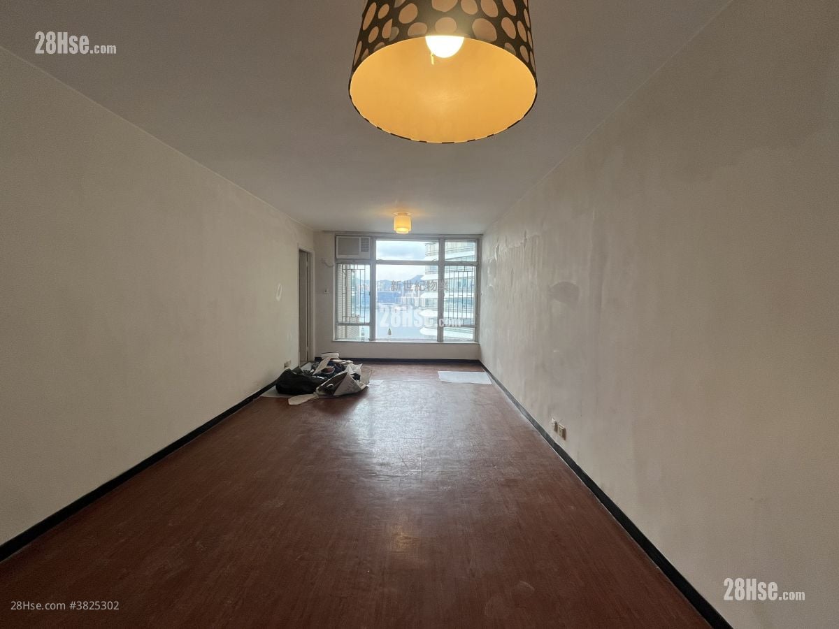 Harbour Heights Rental 3 Bedrooms , 2 Bathrooms 858 ft²