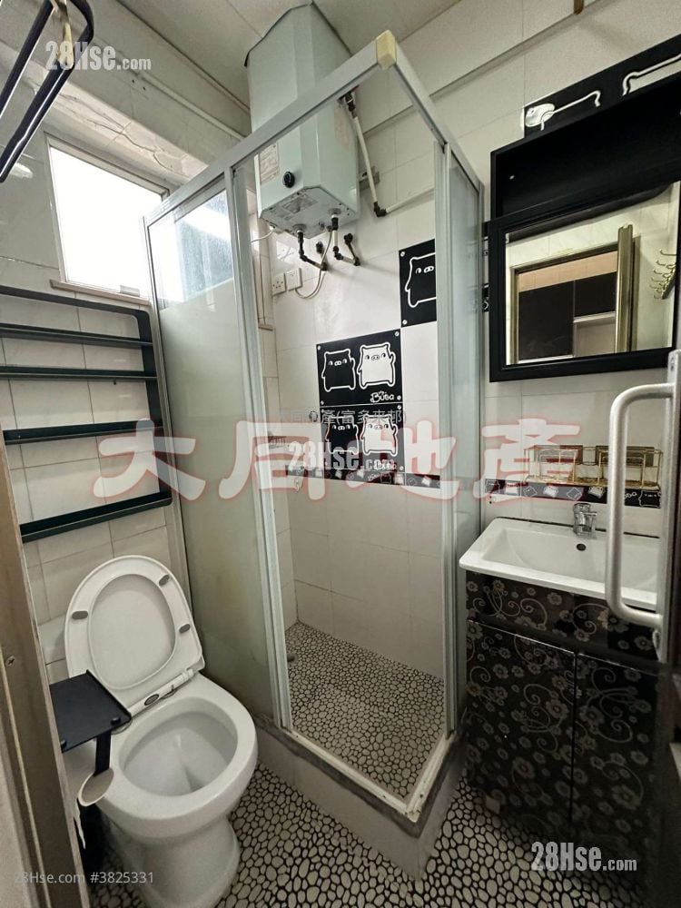 Ocean Court Rental 2 Bedrooms , 1 Bathroom 386 ft²