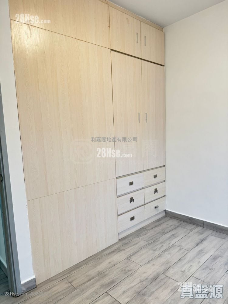 Hsin Kuang Centre Rental 2 Bedrooms , 1 Bathroom 412 ft²