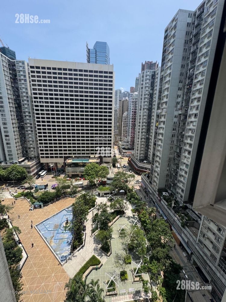 城市花園 售盤 3 房 , 2 浴室 945 平方呎