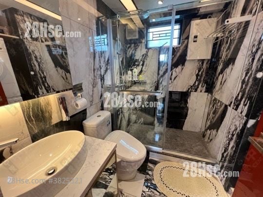 日麗園 售盤 5+ 房 , 3 浴室 2,347 平方呎