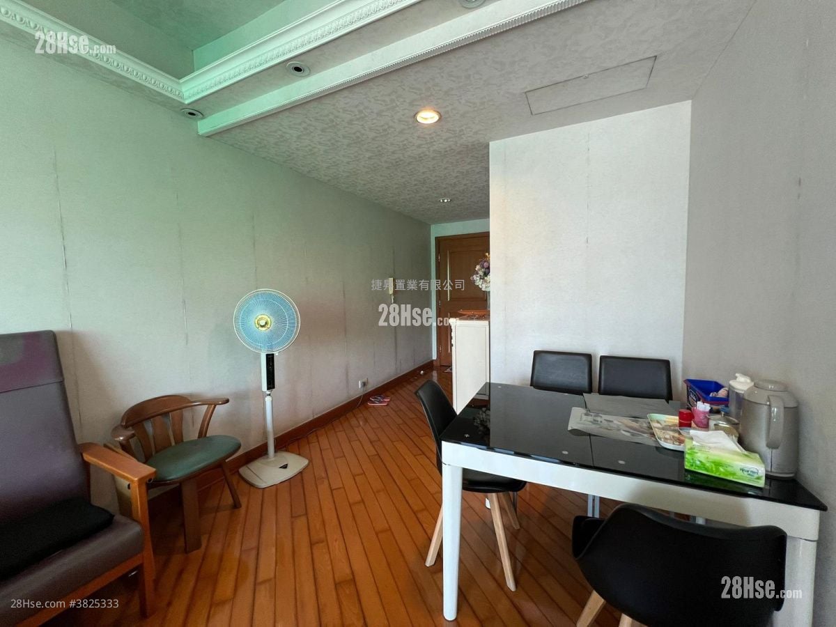 半岛豪庭 售盘 2 房 , 1 浴室 592 平方尺