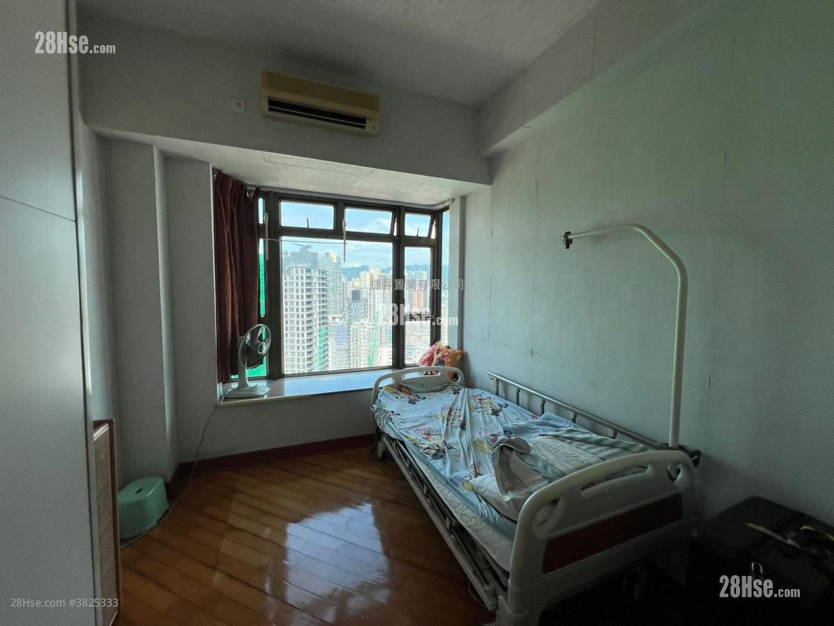 半岛豪庭 售盘 2 房 , 1 浴室 592 平方尺