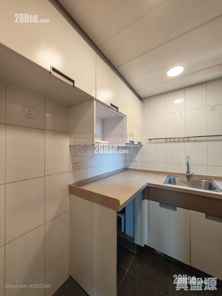 Yoho Town 售盤 2 房 393 平方呎