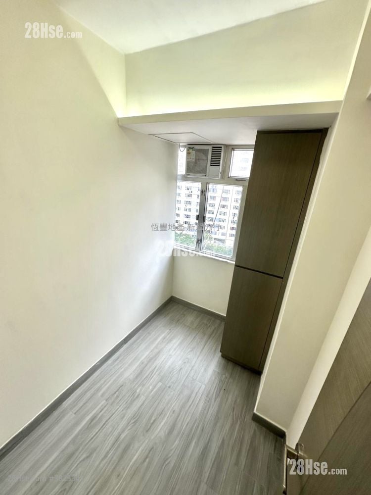 滿華樓 售盤 2 房 , 1 浴室 322 平方呎