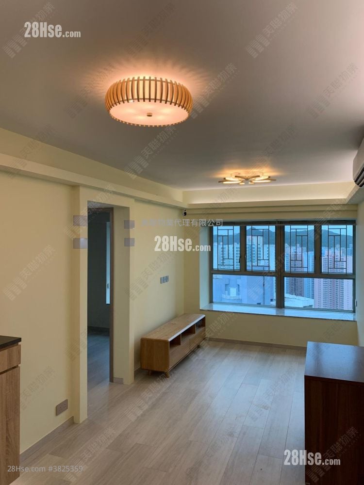 Park Central Sell 3 Bedrooms 547 ft²