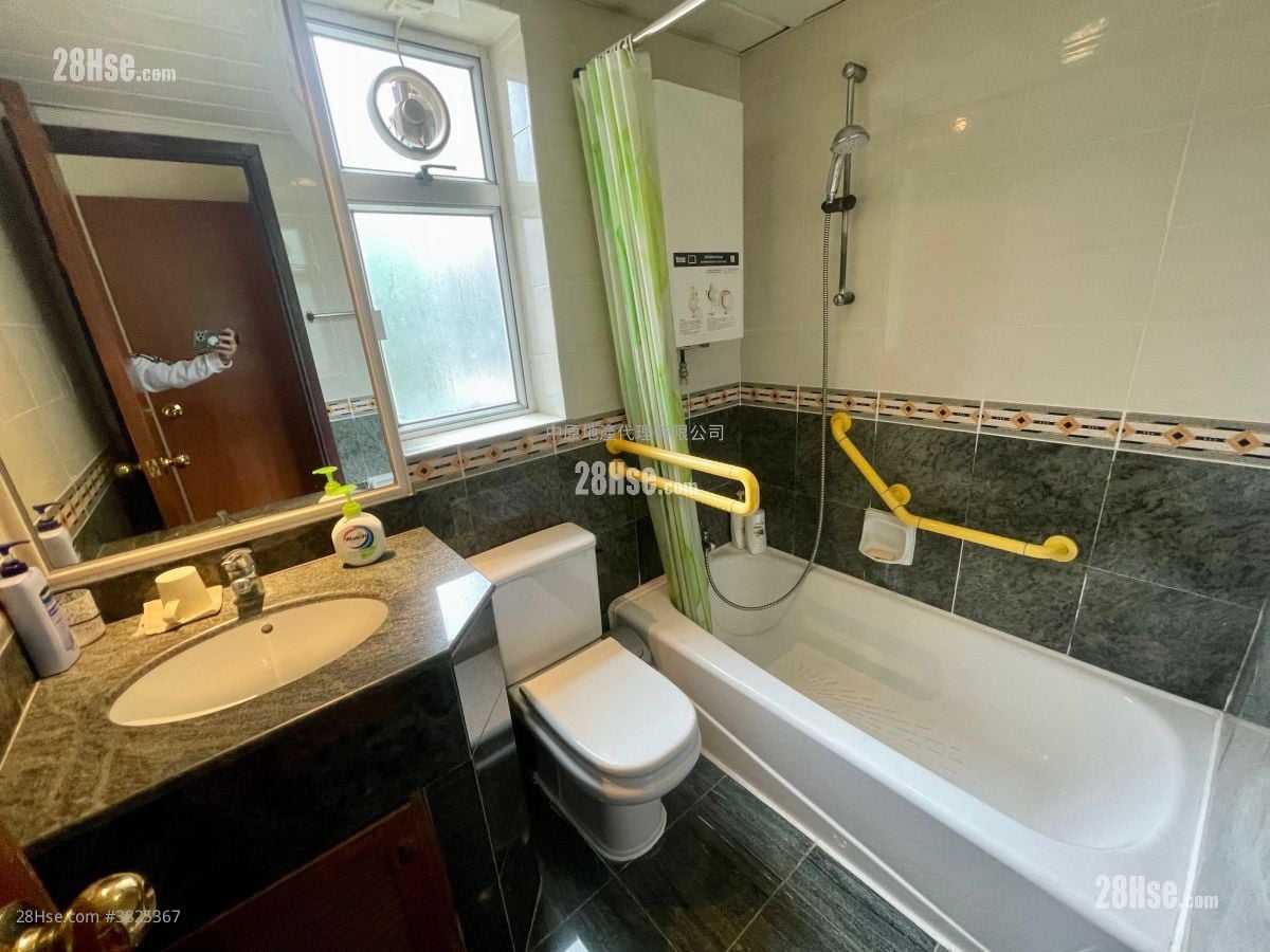 Discovery Park Sell 3 Bedrooms , 2 Bathrooms 652 ft²