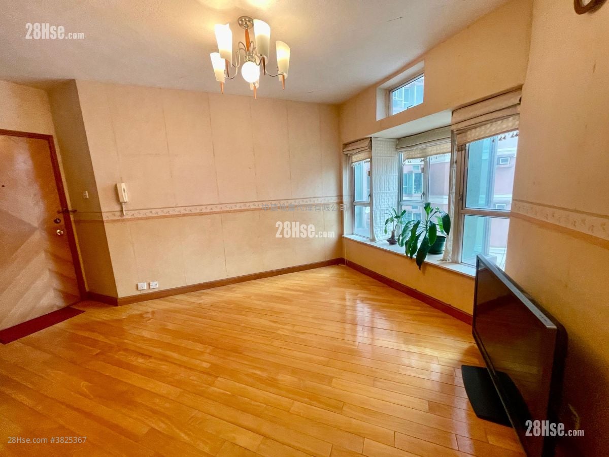 Discovery Park Sell 3 Bedrooms , 2 Bathrooms 652 ft²