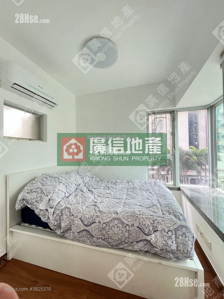 Metro Harbour View Sell 2 Bedrooms , 1 Bathroom 379 ft²