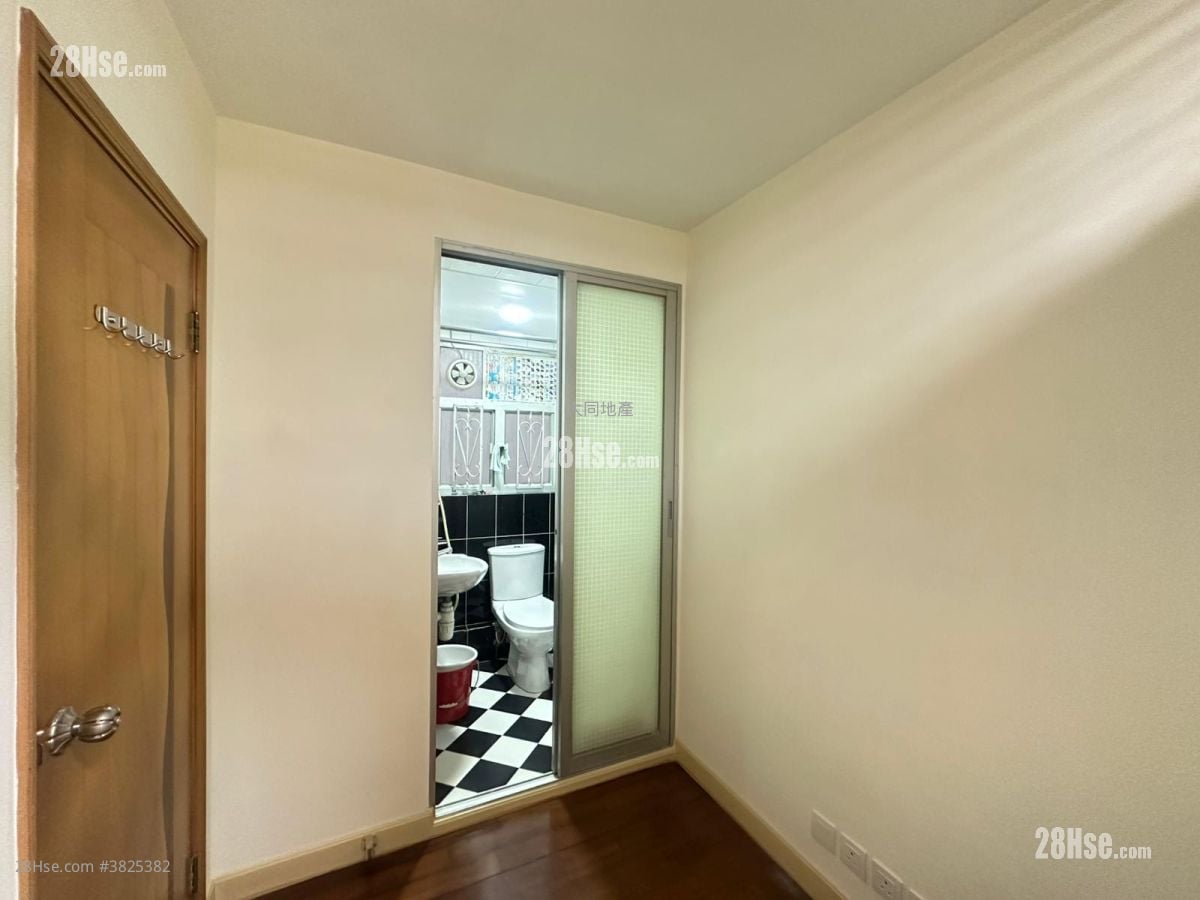 美孚新邨 租盤 3 房 , 2 浴室 712 平方呎