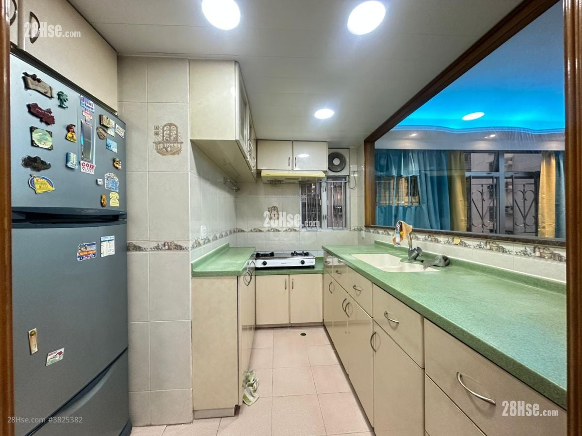 美孚新邨 租盤 3 房 , 2 浴室 712 平方呎