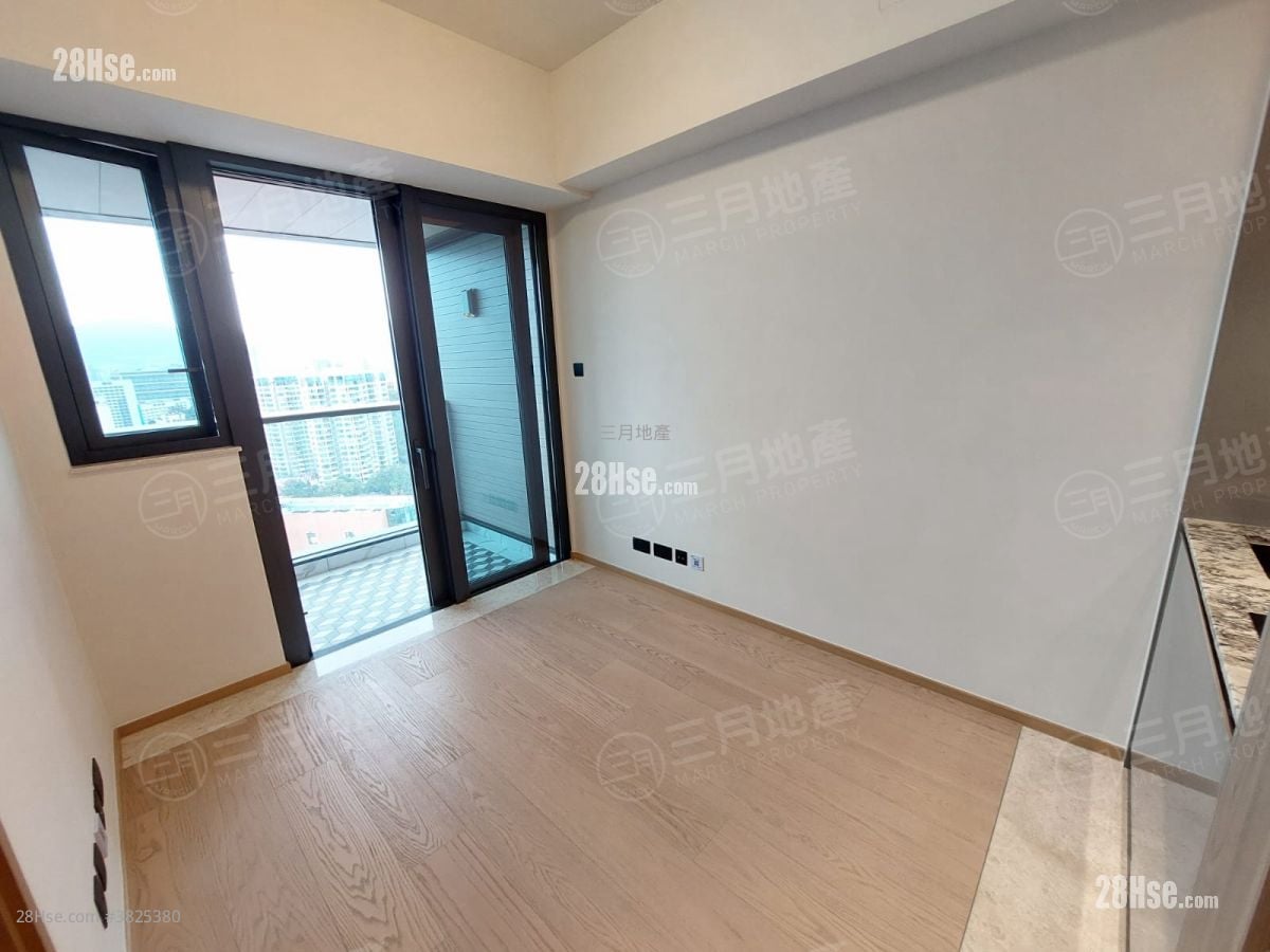 高临 租盘 1 房 , 1 浴室 272 平方尺