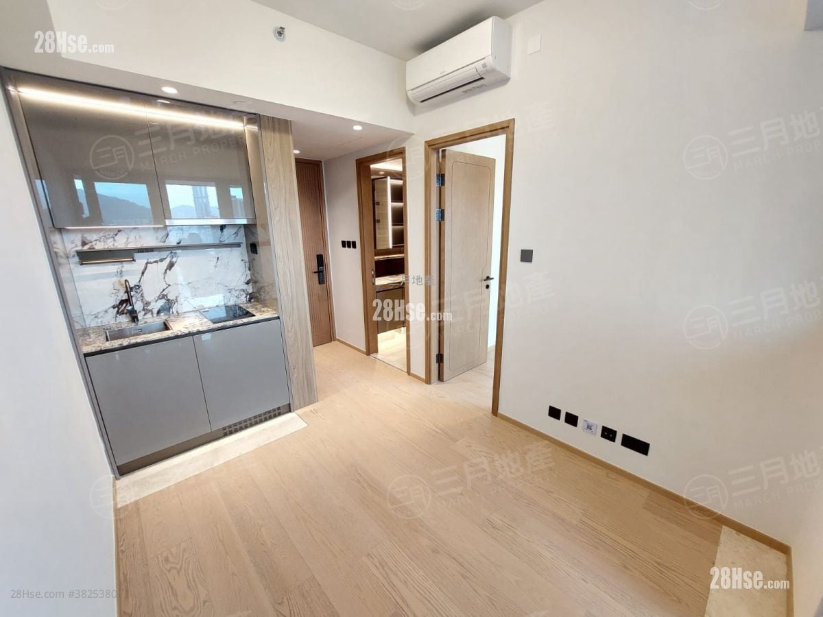 高临 租盘 1 房 , 1 浴室 272 平方尺